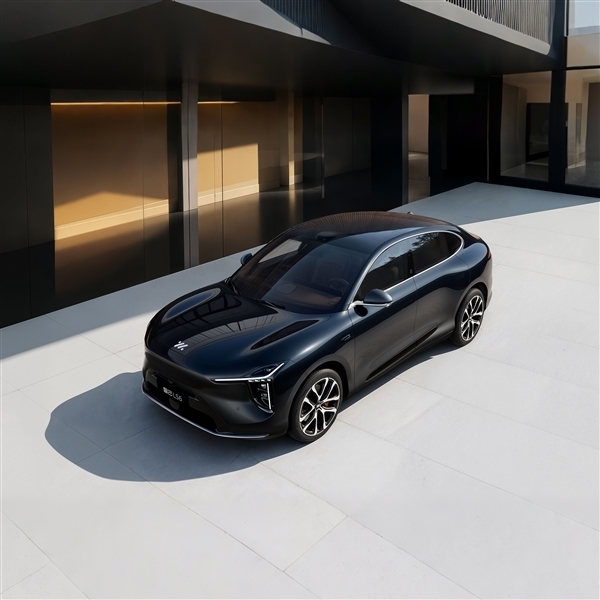 19.79万起 全新智己LS6上市：大电池混动纯电能跑450公里