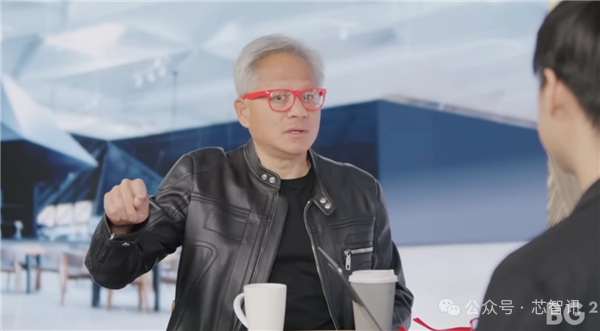 黄仁勋：没人需要原子弹 但人人都需要人工智能