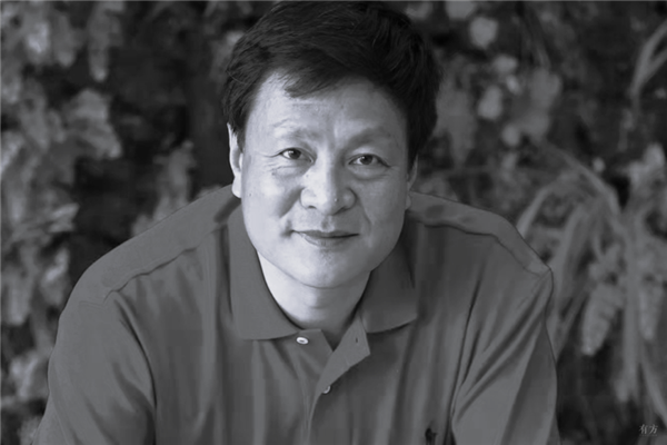 最后影像曝光 北大教授俞孔坚在巴西坠亡：失事飞机系1958年制造