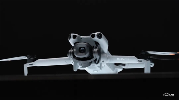 牙膏挤爆！大疆发布的无人机Mini 5 Pro真的有点猛