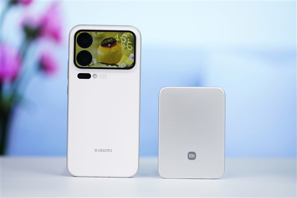 299元完美兼容iPhone 17！小米金沙江磁吸充电宝图赏