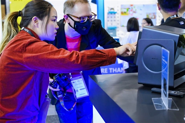 柏林展会惊现当贝投影 中国品牌再次引领潮流！