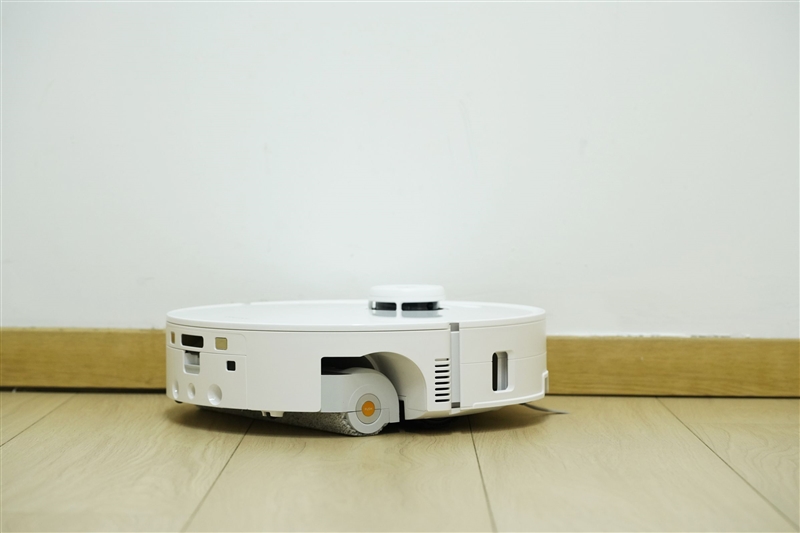 石头自清洁扫拖机器人P20活水版评测：全新活水滚筒拖地 清洁能力系列巅峰