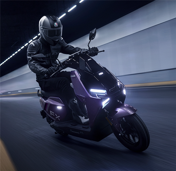 4799元起 小牛FX风速电摩发布：23Ah铅酸电池 极速80km/h