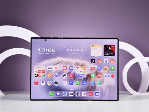 华为Mate XTs 非凡大师全面评测：17999元 比iPhone值！