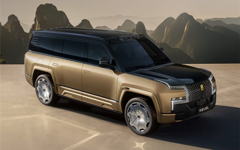 128万起！国产行政级全尺寸豪华SUV仰望U8L鼎世版上市