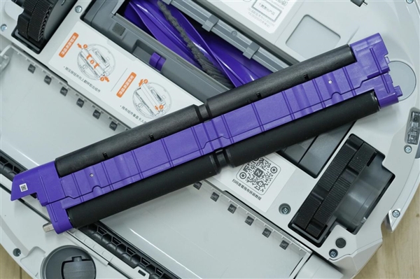 履带式热活水循环洗地！云鲸J6图赏