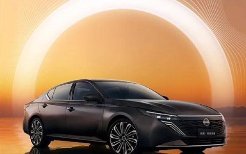 号称全球首个鸿蒙座舱燃油车 东风日产新款天籁将今年第四季上市