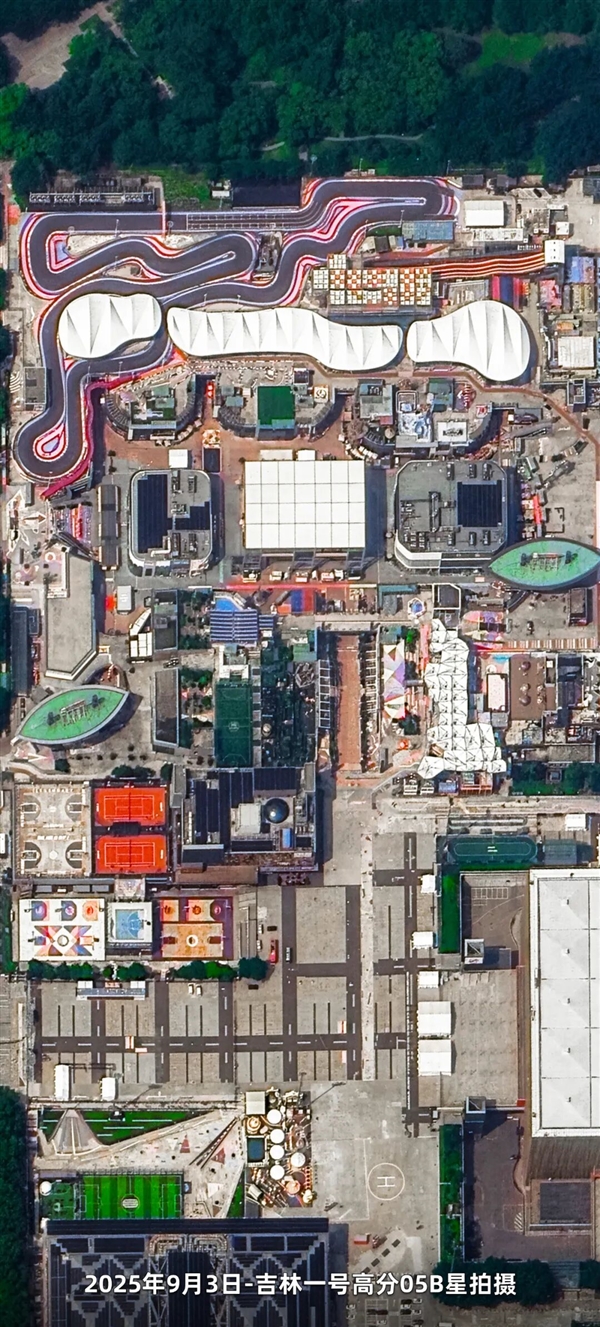 卫星俯瞰北京：现代化国际大都市的多元画卷