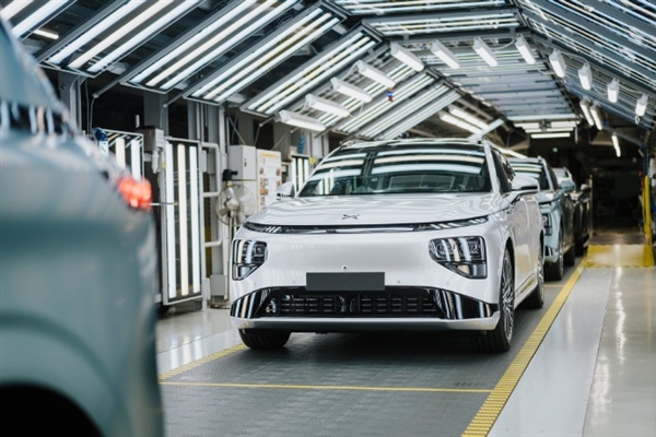 小鹏汽车开启海外本地化生产：首批G6、G9在欧洲量产下线