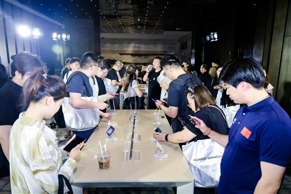 鸿蒙游戏数量破万 《原神》重磅登陆开启全场景游戏新体验