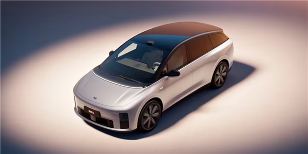 24.98万元！理想纯电i6发布 李想揭晓“鲨鱼”涂鸦版