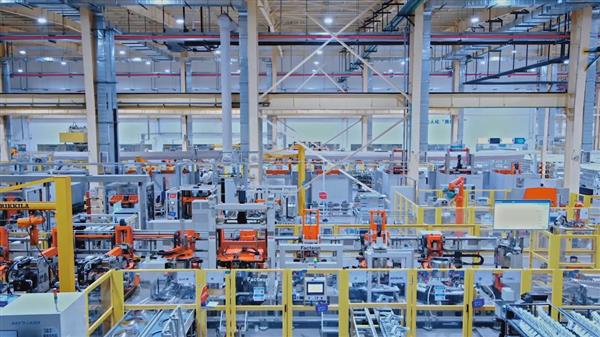 AI+工业互联网铸智能时代“平台基建”  卡奥斯引领未来工厂建设