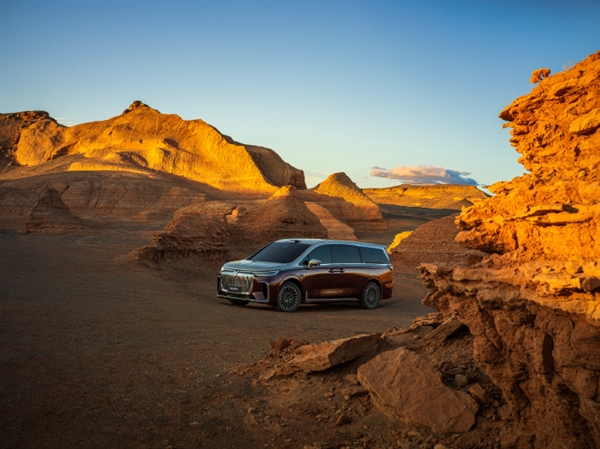 岚图汽车法务部：坚决依法打击黑公关 58个账号已被封禁管控