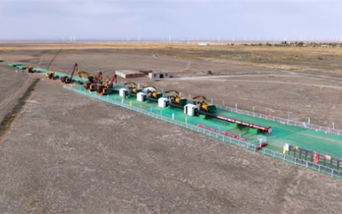 我国最大煤制天然气基地外输管道开工：建成后与西气东输管道互联互通