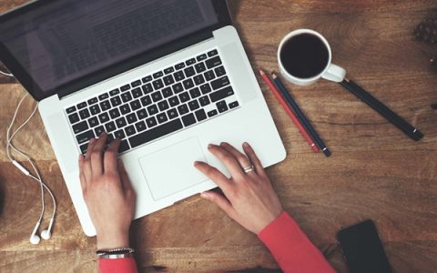 反手取消14天年假公司致歉：已落实正常放假 承诺优化内部沟通！