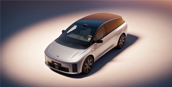 李想：但凡你喜欢开车就选四驱版理想i6 能买到宝马X5M的感觉