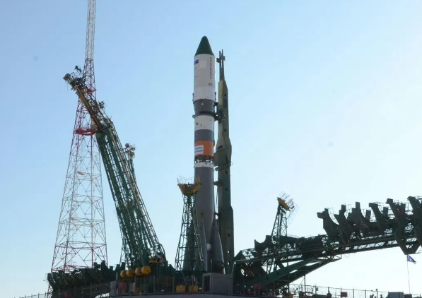 俄“进步MS-32”货运飞船顺利升空：为国际空间站运送2516公斤补给