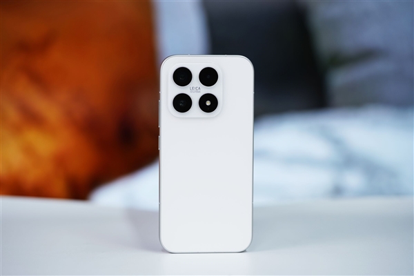 郭明錤：小米17系列出货量下调20%预计约800万台 标准版销量被苹果17压制