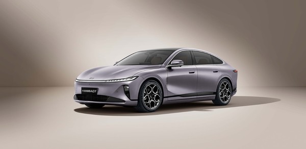 25万以内有哪些三元锂电池纯电动车？最低12万你敢信