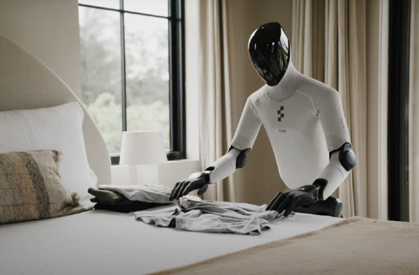 Figure AI发布人形机器人Figure 03 竞争对手暗示抄袭？