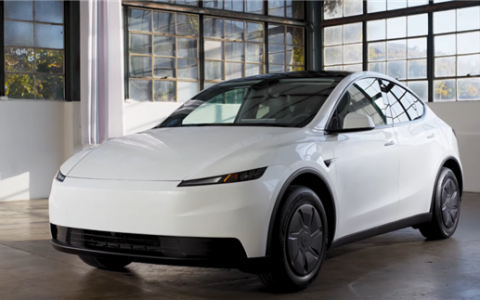 博主锐评廉价版Model Y：感觉特斯拉就一句 买个车哪那么多戏