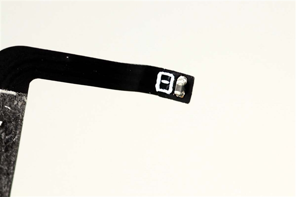 299元卖爆！小米金沙江电池磁吸超薄充电宝拆解：用料扎实 做工可靠