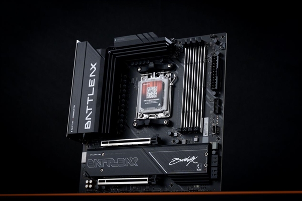 七彩虹高性价比新品B850M超级黑刃与MEOW B850M开售