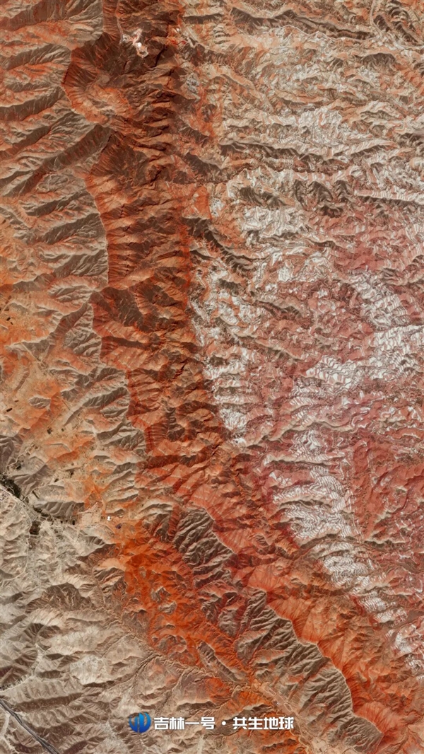 十一国庆 卫星瞰遍七彩山河！