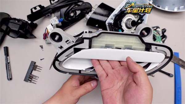 讨厌隐藏式门把手的用户们 如今终于胜利了