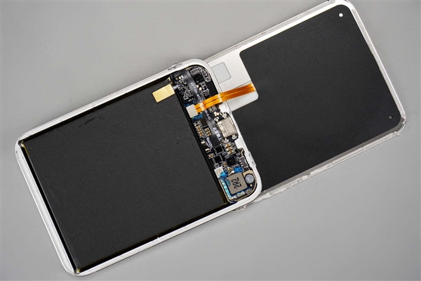 299元卖爆！小米金沙江电池磁吸超薄充电宝拆解：用料扎实 做工可靠