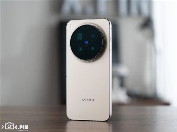 vivo刚发布的这台手机 让我不想再带相机出门