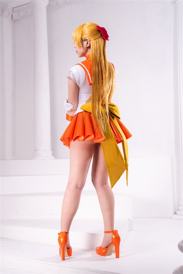 日本美女Cos《美少女战士》 不为人知的人间体版！