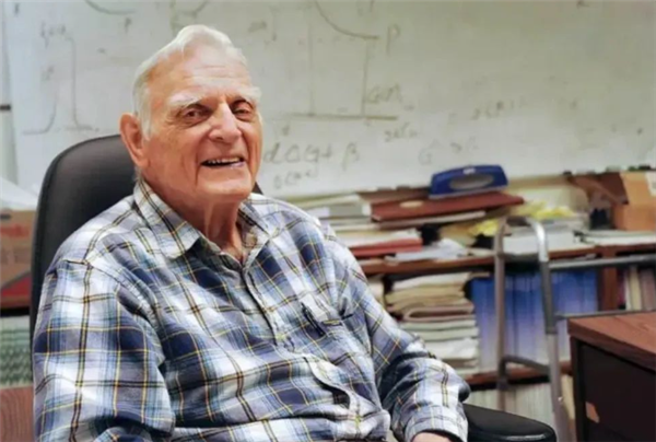 只用了3年 中国人就把磷酸铁锂捧上王座