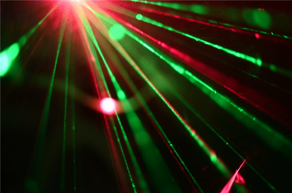 全球首款！四通道超低噪声单光子探测器成功研制