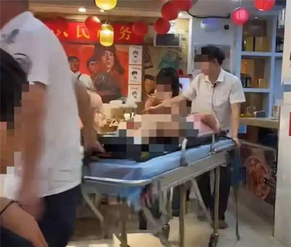 广东女子在南昌吃小炒辣到“呼吸性碱中毒” 店长已为顾客当餐免单