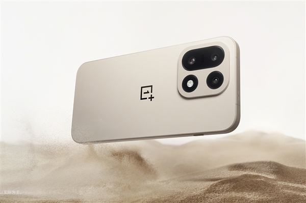 一加15首发最先进的手机屏幕：刷新9大世界纪录