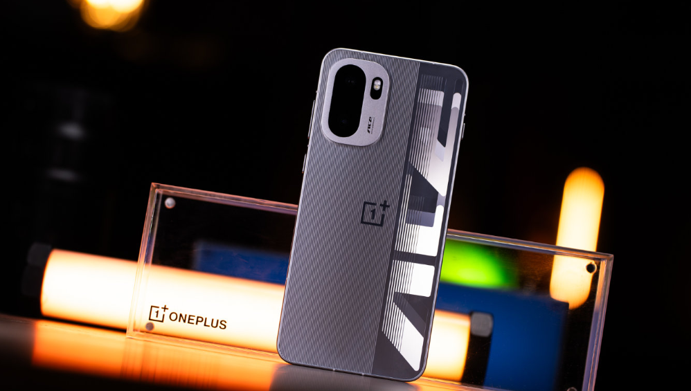 旗舰处理器下放到中端！这 3 款手机 2500 元左右，性能强到能战 6 年插图8