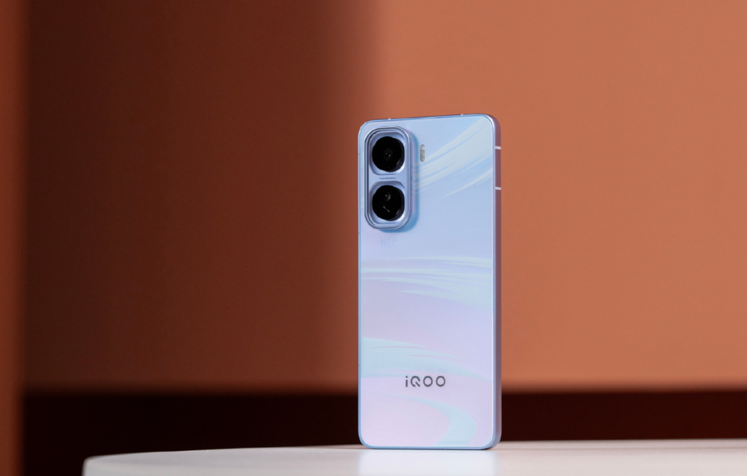 旗舰处理器下放到中端！这 3 款手机 2500 元左右，性能强到能战 6 年插图