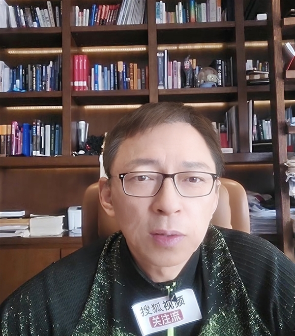 星巴克大罢工影响业绩复苏 迈克尔·杰克逊女儿吸毒导致后遗症 《张朝阳的英语课》看天下